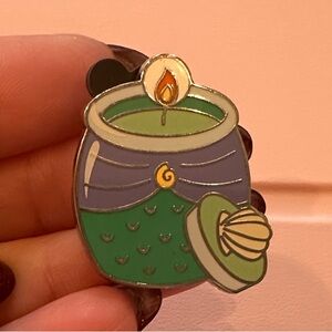 Disney Magical Mystery Series 27 Princess Candles Ariel pin